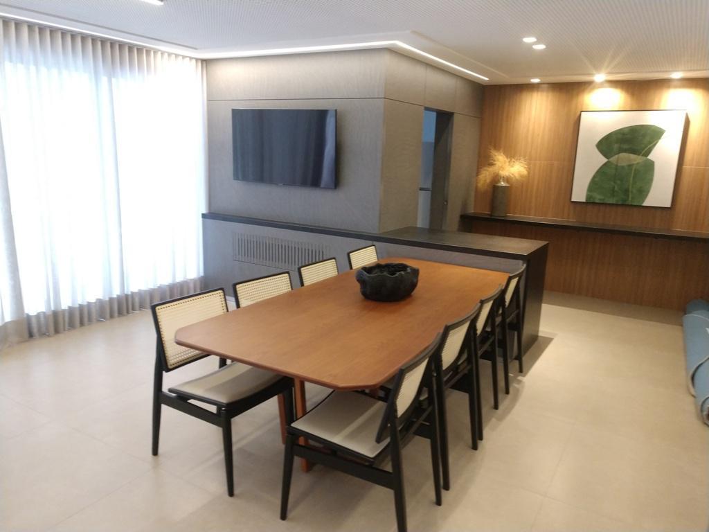 Cobertura, Funcionários, 4 Quartos, 3 Vagas, 2 Suítes
