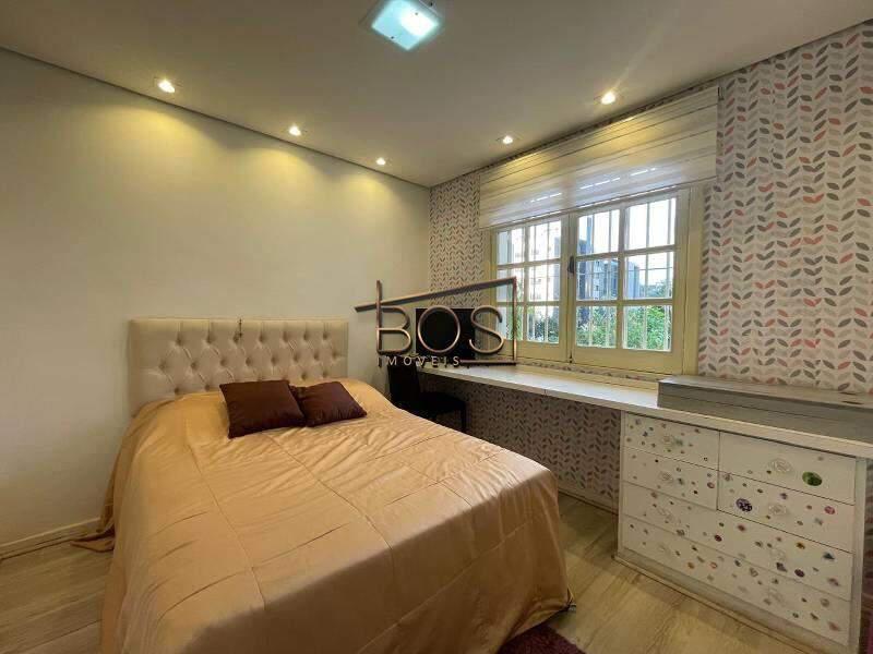 Casa, Santa Lúcia, 5 Quartos, 4 Vagas, 1 Suíte