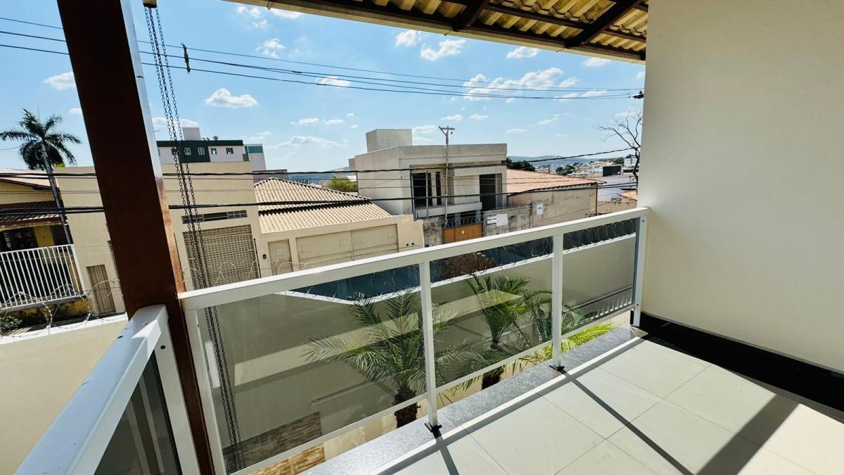 Casa, Espírito Santo, 4 Quartos, 4 Vagas, 3 Suítes