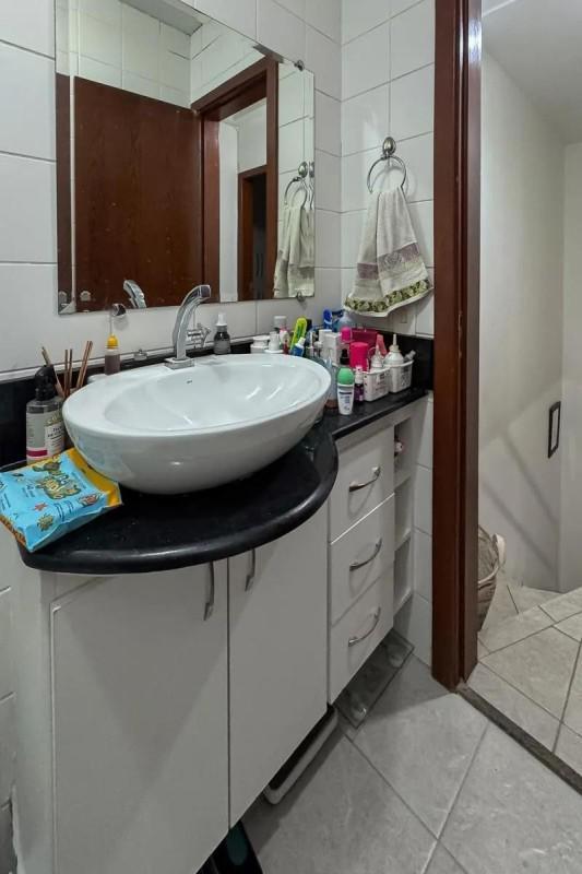 Casa, Fernão Dias, 2 Quartos, 1 Vaga