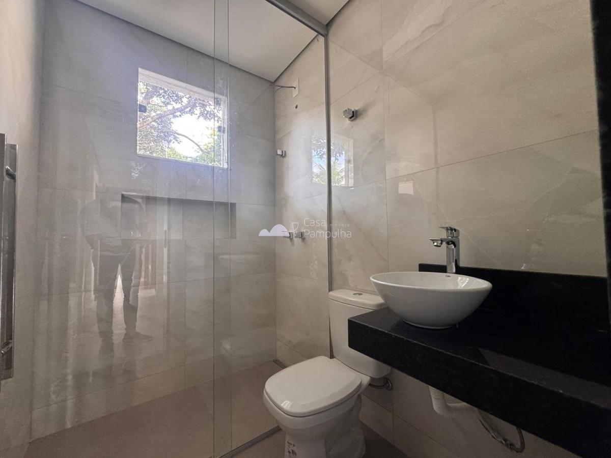 Casa, Trevo, 3 Quartos, 3 Vagas, 2 Suítes