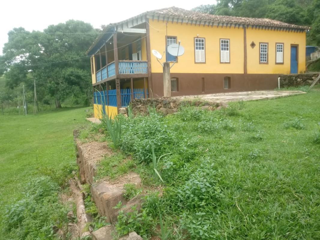Fazenda, Zona Rural, 8 Quartos, 0 Vaga