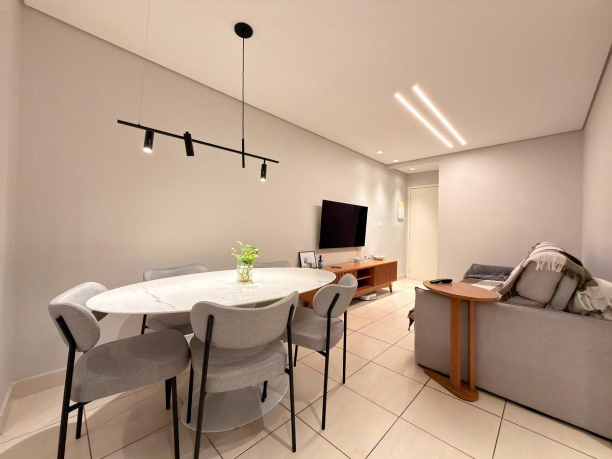 Apartamento, Santa Mônica, 2 Quartos, 1 Vaga