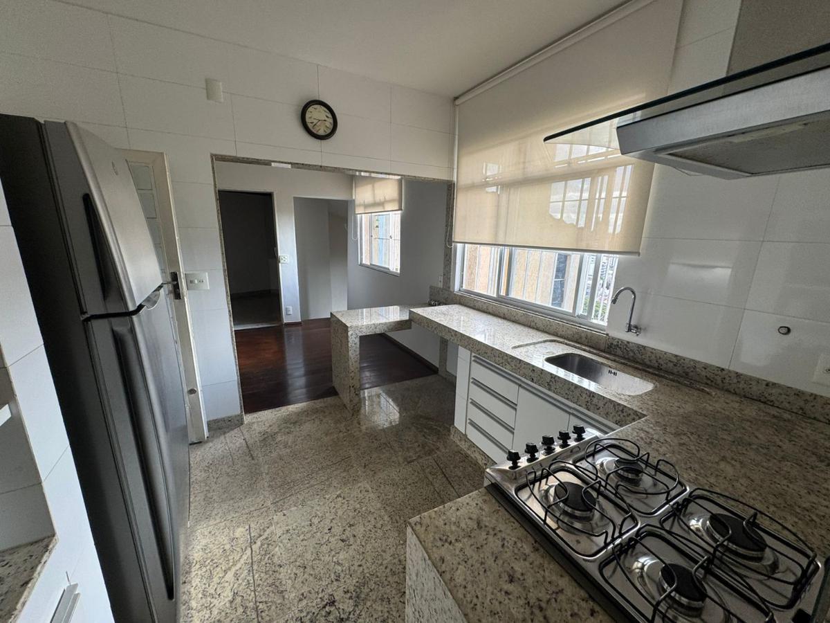 Casa, São Lucas, 4 Quartos, 3 Vagas, 1 Suíte