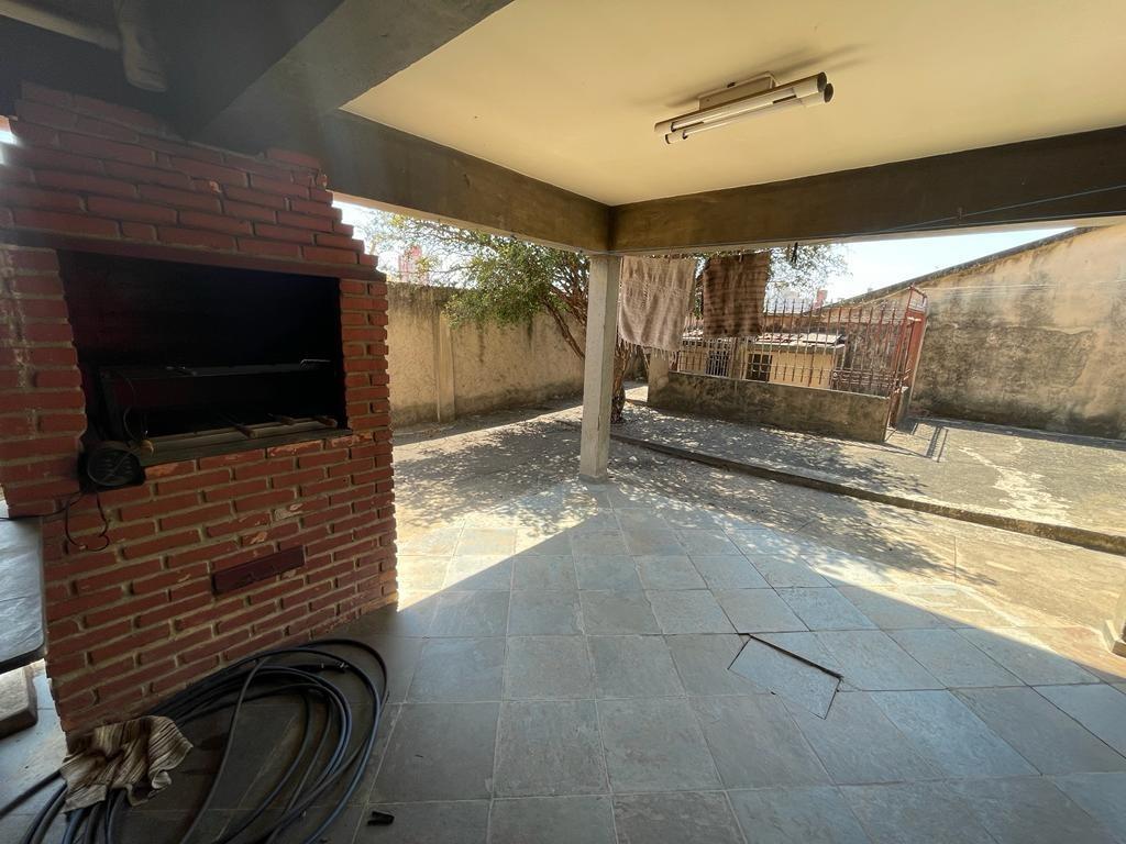 Casa, Jardim Montanhês, 4 Quartos, 3 Vagas, 1 Suíte