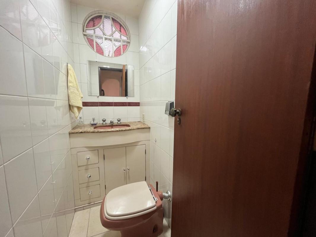 Casa, Alípio de Melo, 3 Quartos, 4 Vagas, 1 Suíte