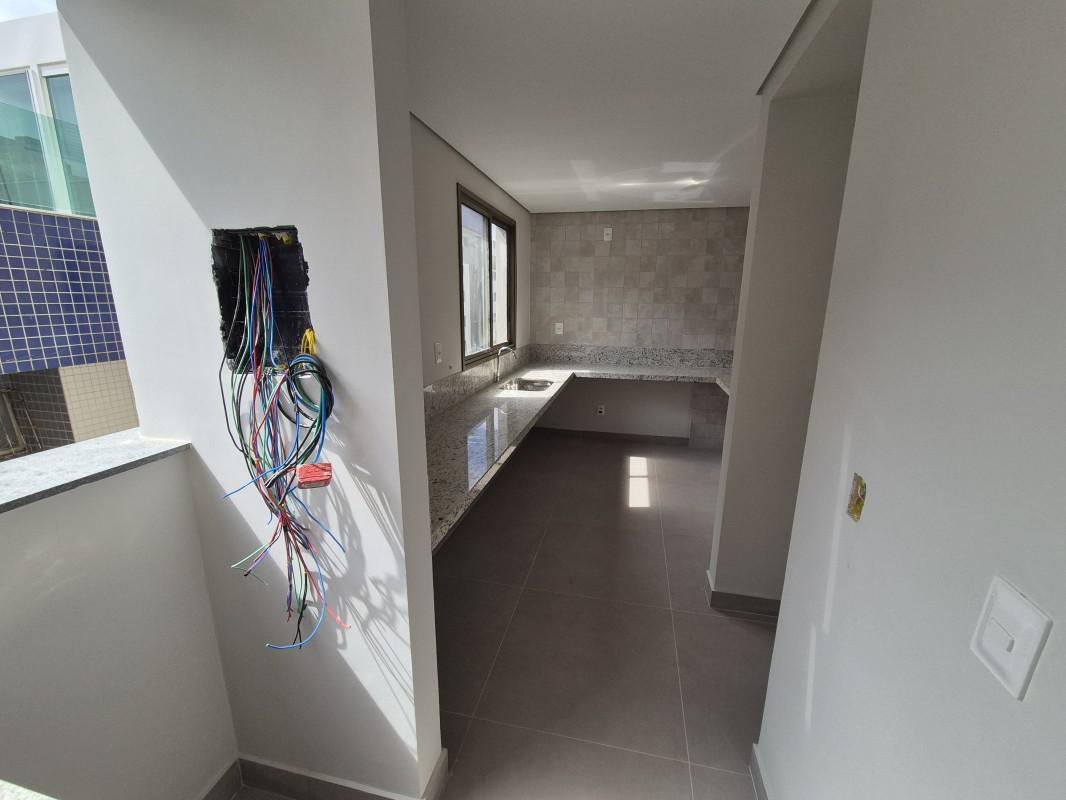 Apartamento, Nova Suíssa, 3 Quartos, 2 Vagas, 1 Suíte