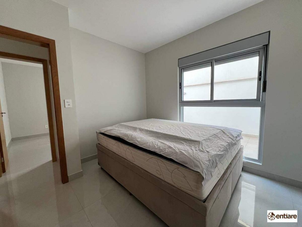 Apartamento, Barreiro, 3 Quartos, 2 Vagas, 1 Suíte