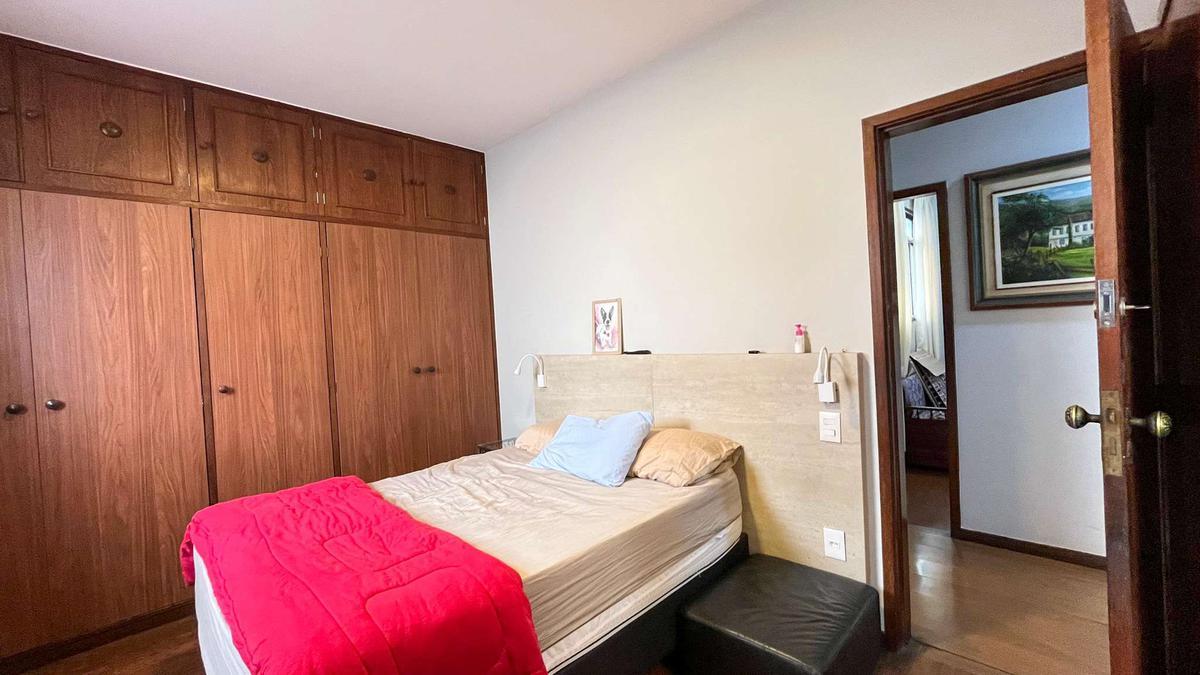 Casa, Serra, 7 Quartos, 8 Vagas, 2 Suítes