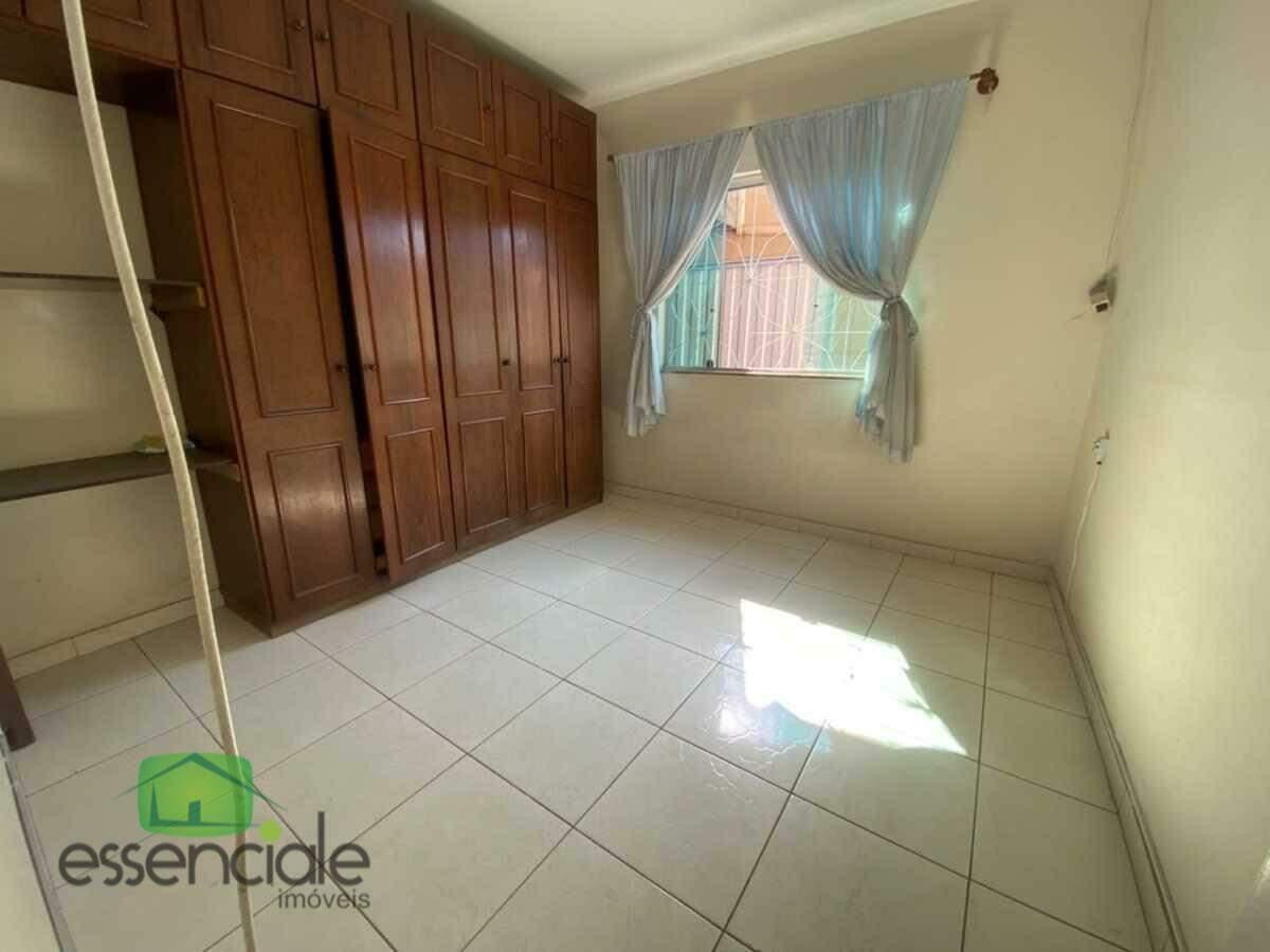 Casa, Bandeirantes, 4 Quartos, 2 Vagas, 1 Suíte