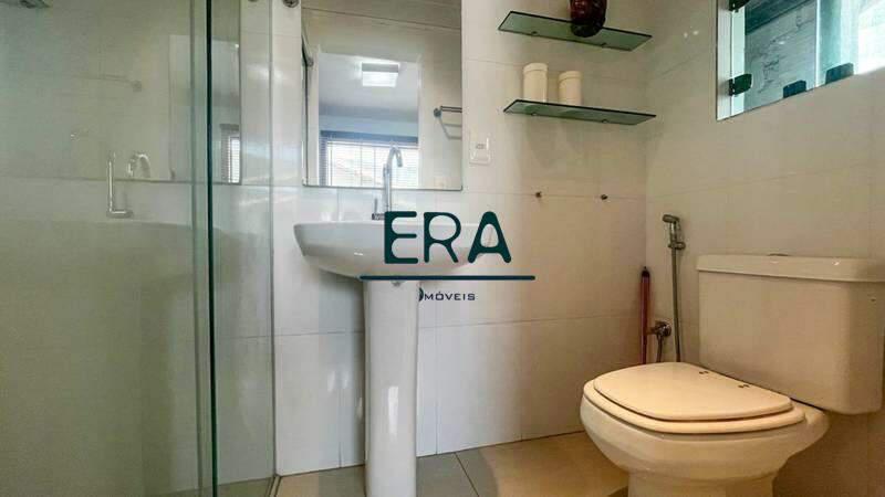 Casa, Comiteco, 5 Quartos, 6 Vagas, 2 Suítes