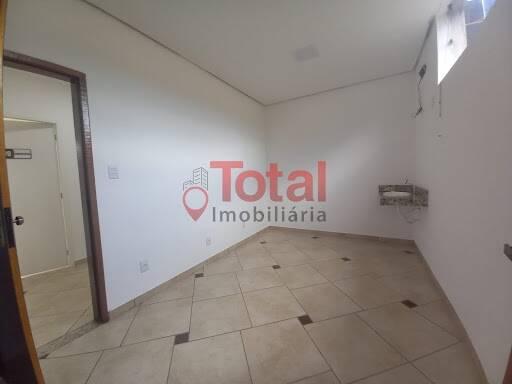 Sala, Surinan, 0 Quarto, 0 Vaga