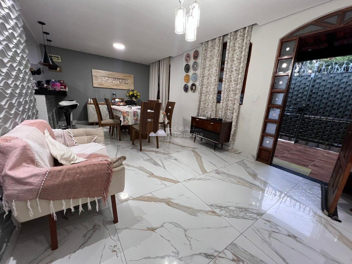 Casa, Itapoã, 4 Quartos, 6 Vagas, 2 Suítes