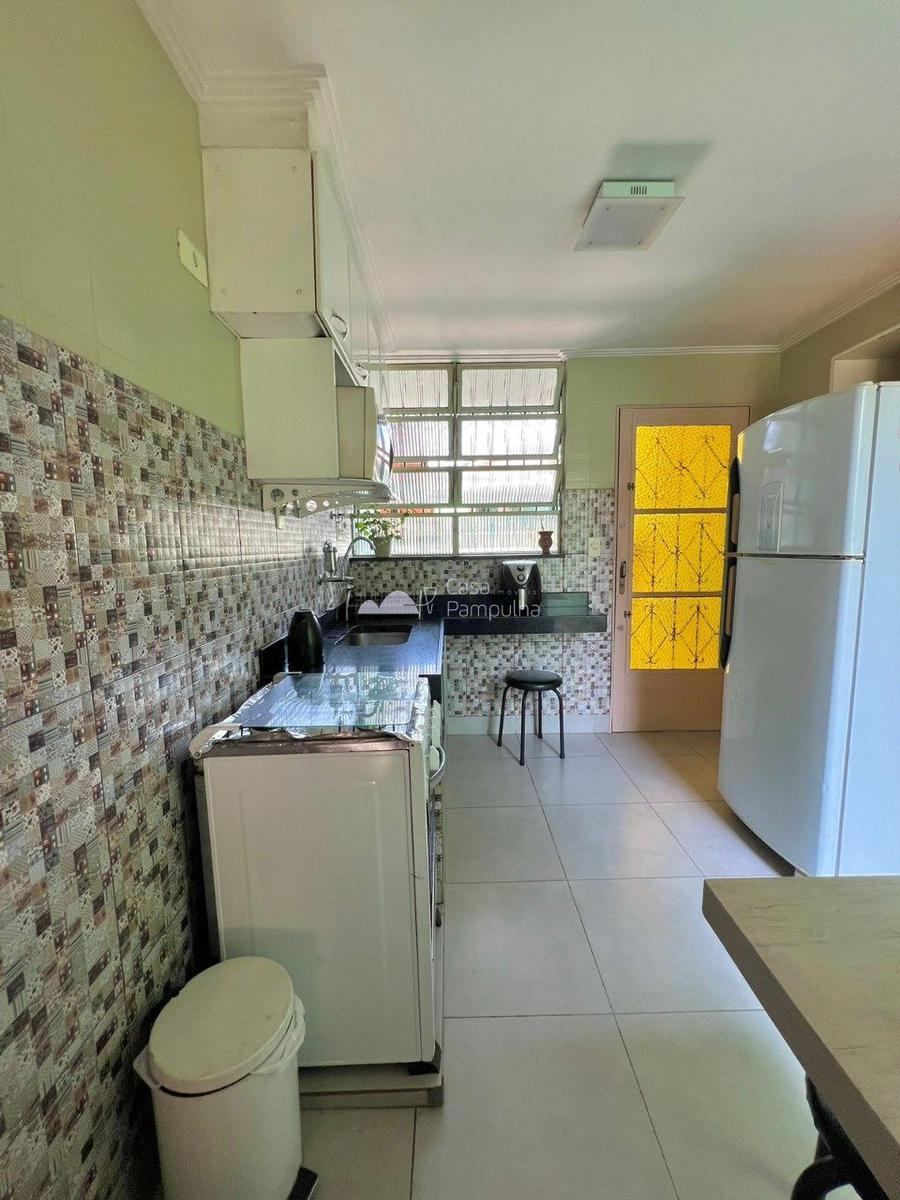 Casa, Planalto, 4 Quartos, 2 Vagas, 2 Suítes