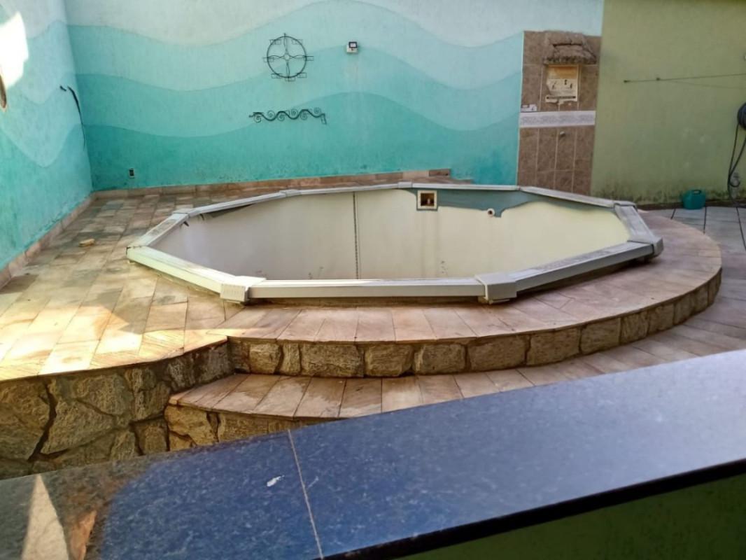 Casa, Fonte Grande, 4 Quartos, 3 Vagas, 1 Suíte