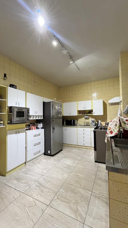 Apartamento, Centro, 5 Quartos, 2 Vagas, 1 Suíte