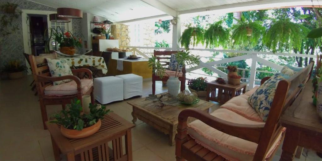 Fazenda, Casa Branca, 7 Quartos, 8 Vagas, 2 Suítes