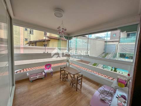 Casa, Camargos, 3 Quartos, 0 Vaga, 2 Suítes