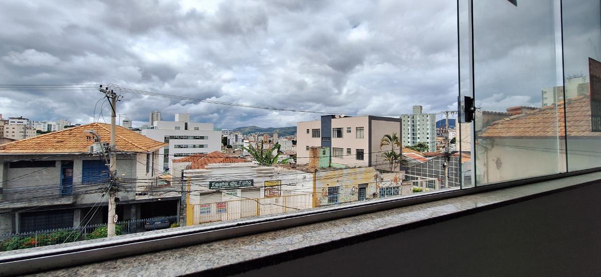 Galpão, Floresta, 0 Quarto, 0 Vaga