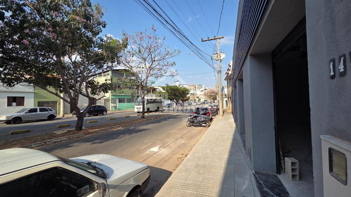 Andar, Centro, 0 Quarto, 0 Vaga