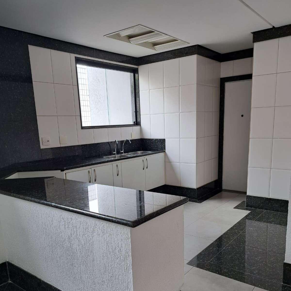 Cobertura, Savassi, 4 Quartos, 1 Vaga, 1 Suíte