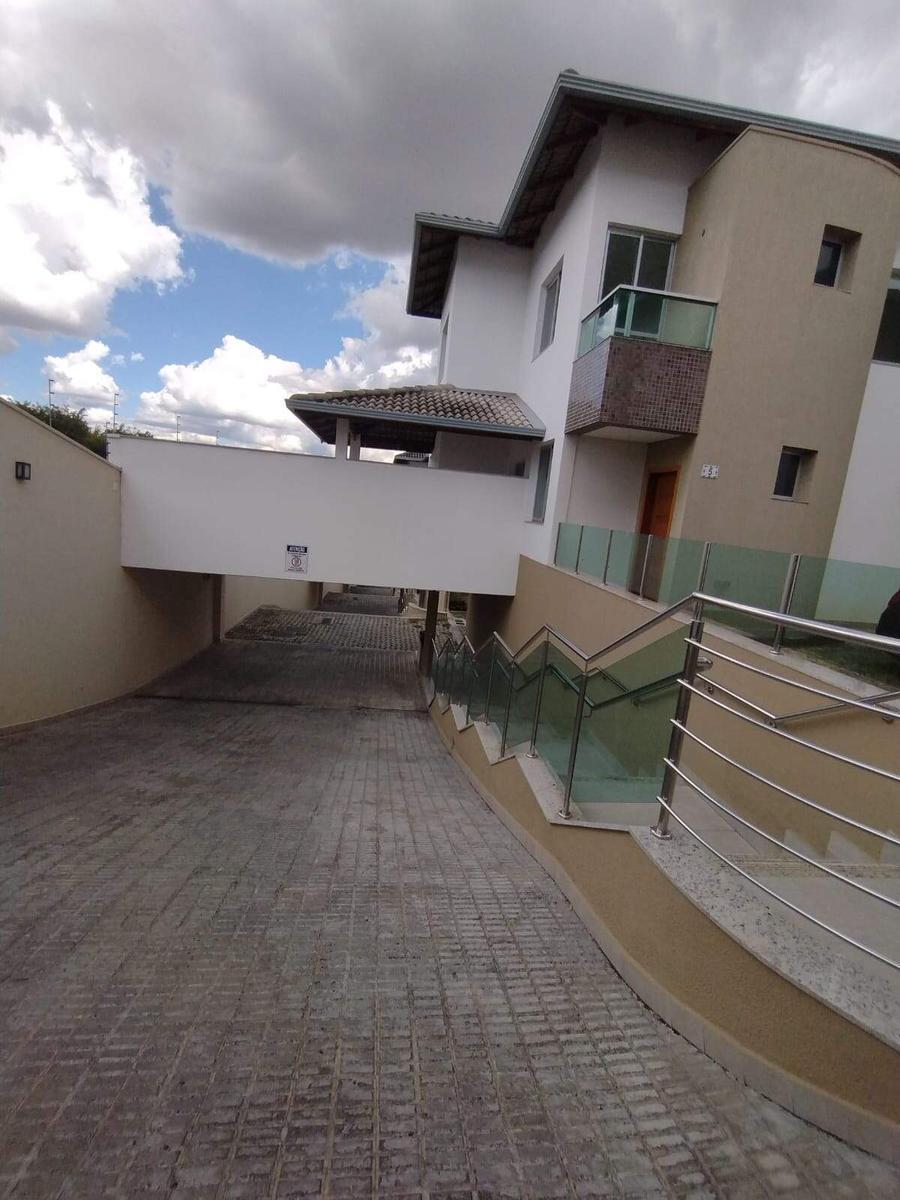 Casa, Centro, 3 Quartos, 2 Vagas, 1 Suíte