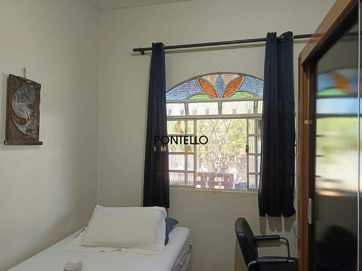 Casa, Jardim Europa, 4 Quartos, 2 Vagas, 1 Suíte