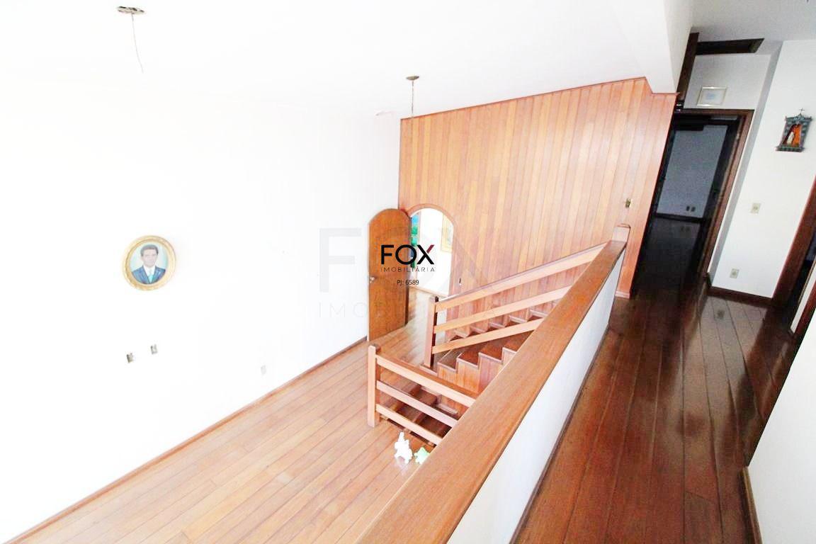 Casa, Luxemburgo, 4 Quartos, 4 Vagas, 1 Suíte