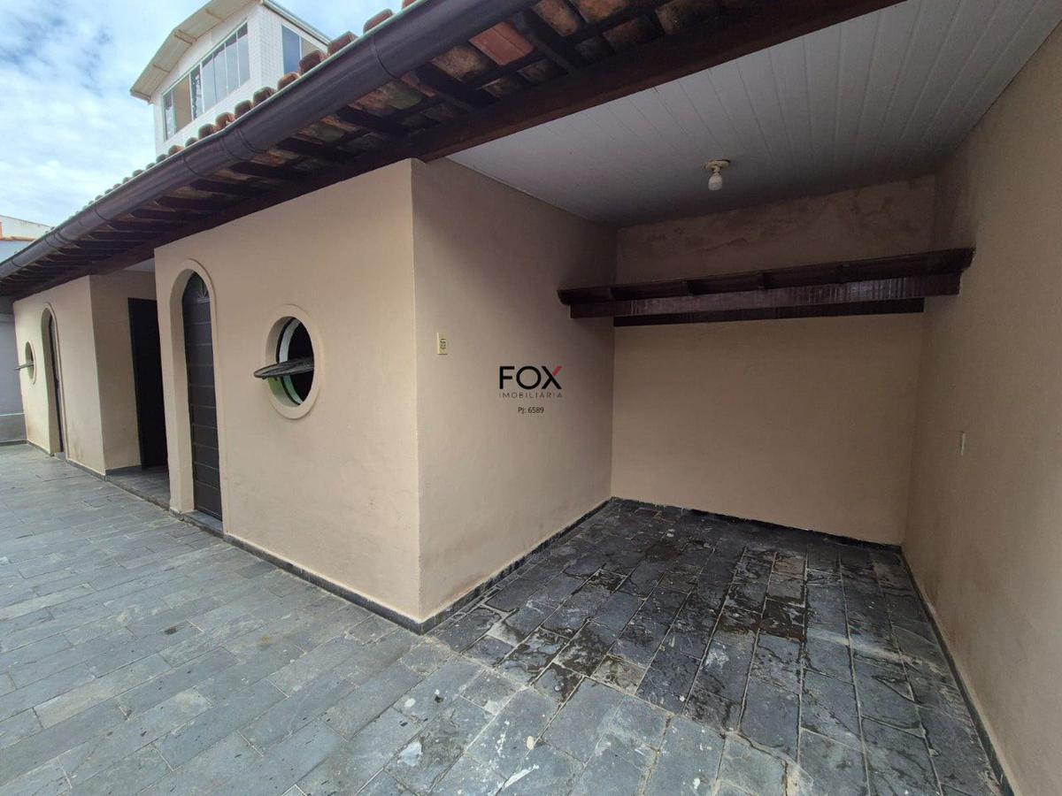 Casa, Alípio de Melo, 3 Quartos, 4 Vagas