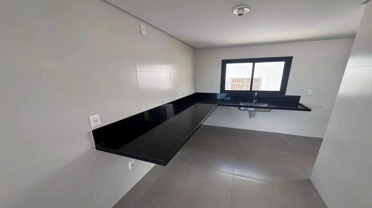 Cobertura, Barroca, 2 Quartos, 2 Vagas, 1 Suíte