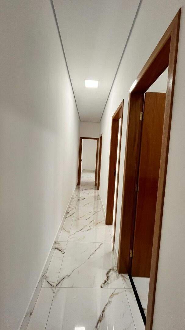 Casa, Novo Centro, 3 Quartos, 2 Vagas, 1 Suíte