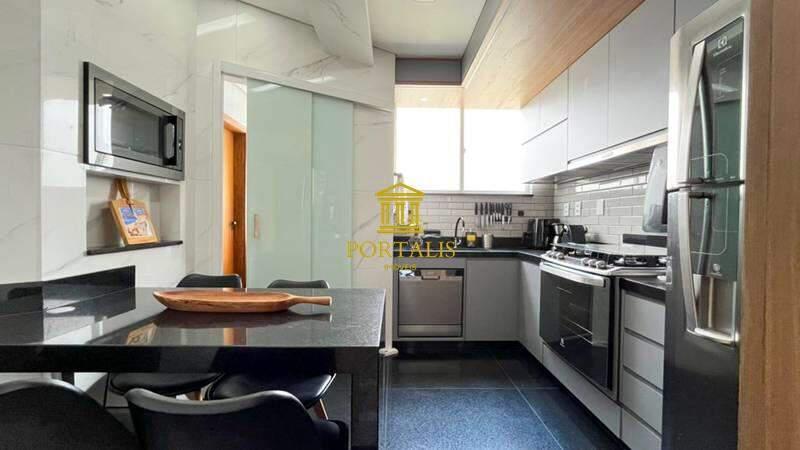 Cobertura, Buritis, 4 Quartos, 3 Vagas, 1 Suíte