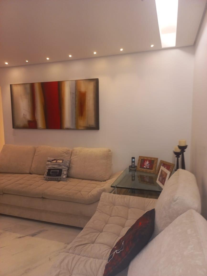 Apartamento, Sagrada Família, 3 Quartos, 2 Vagas, 1 Suíte