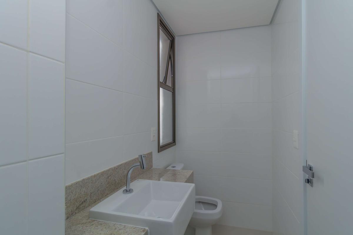 Cobertura, Serra, 3 Quartos, 2 Vagas, 1 Suíte