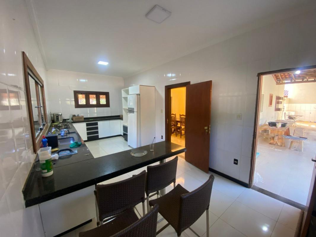 Fazenda, Centro, 3 Quartos, 2 Vagas, 1 Suíte