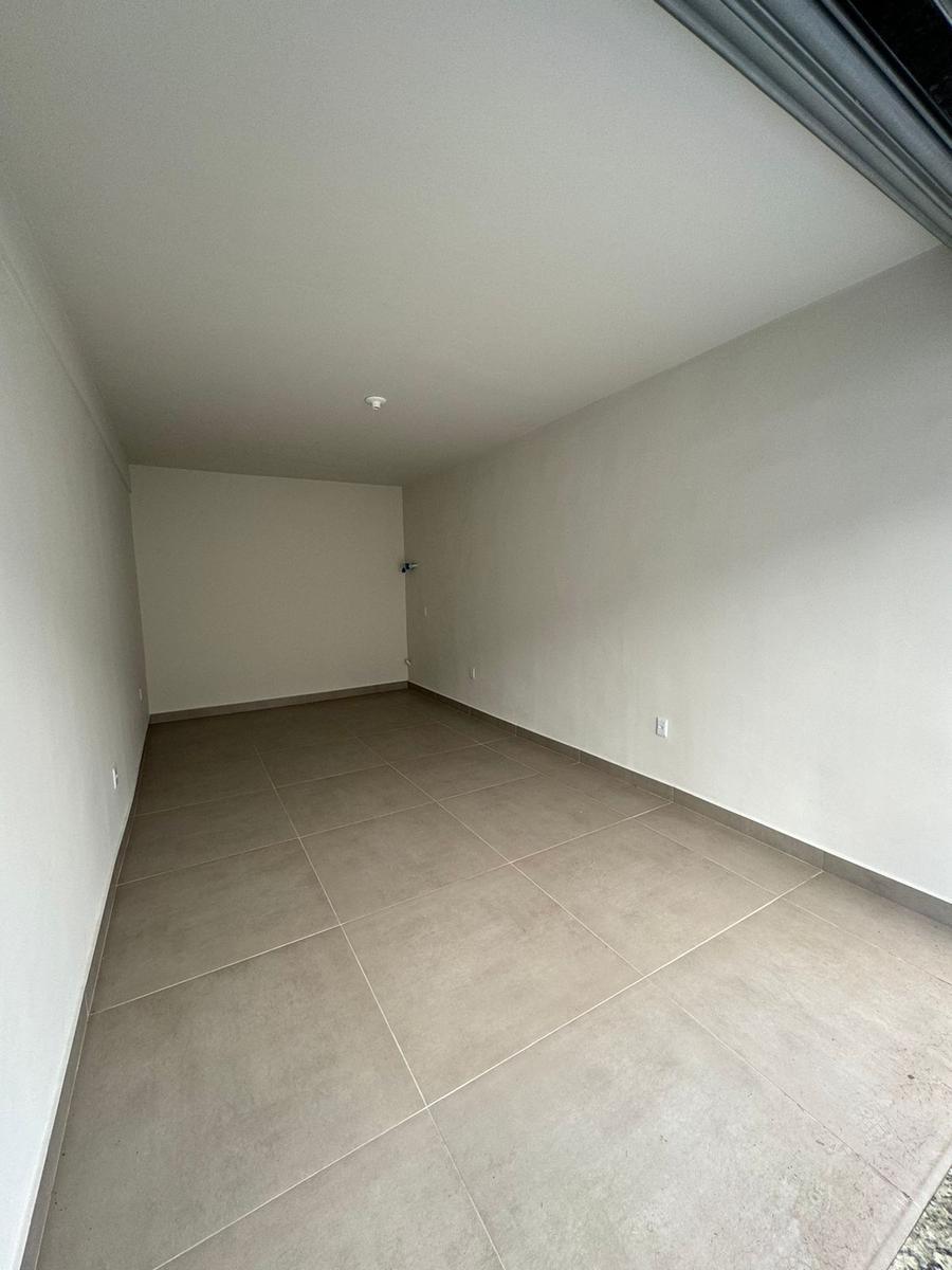 Andar, Santa Terezinha, 0 Quarto, 0 Vaga