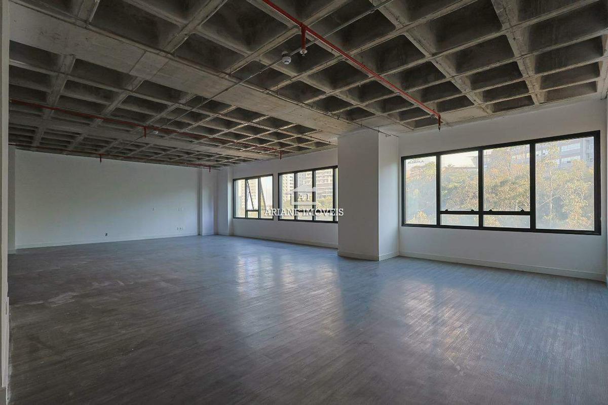 Sala, Vila da Serra, 0 Quarto, 3 Vagas