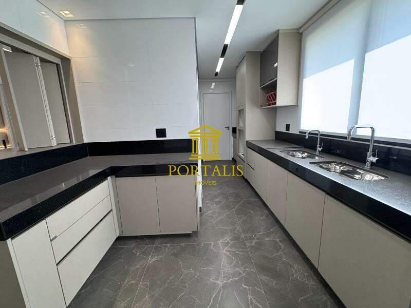 Apartamento, Lourdes, 4 Quartos, 4 Vagas, 4 Suítes