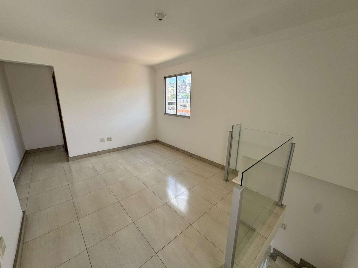 Cobertura, Concórdia, 2 Quartos, 2 Vagas, 1 Suíte