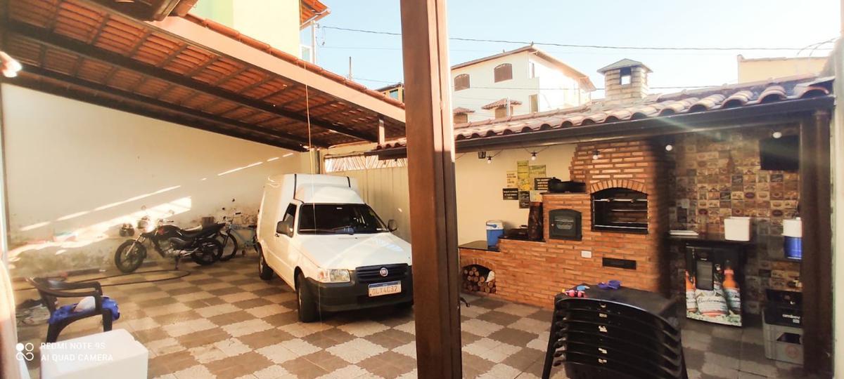Casa, Jardim Vitória, 3 Quartos, 3 Vagas, 1 Suíte