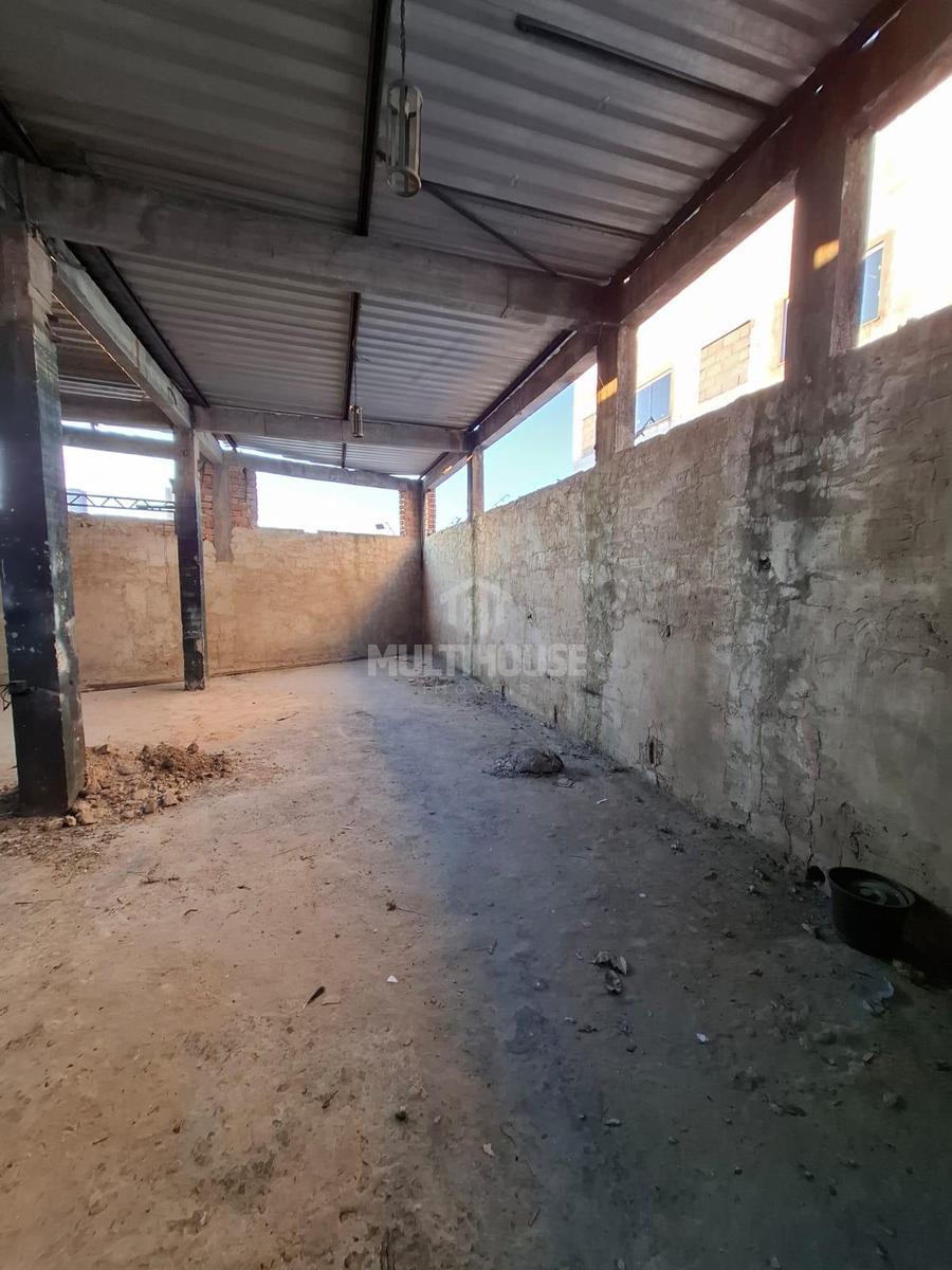 Andar, Letícia, 0 Quarto, 0 Vaga