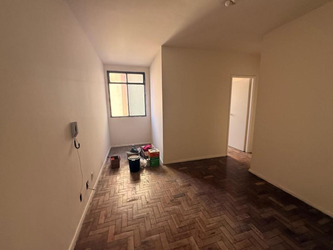 Apartamento, Centro, 2 Quartos, 0 Vaga
