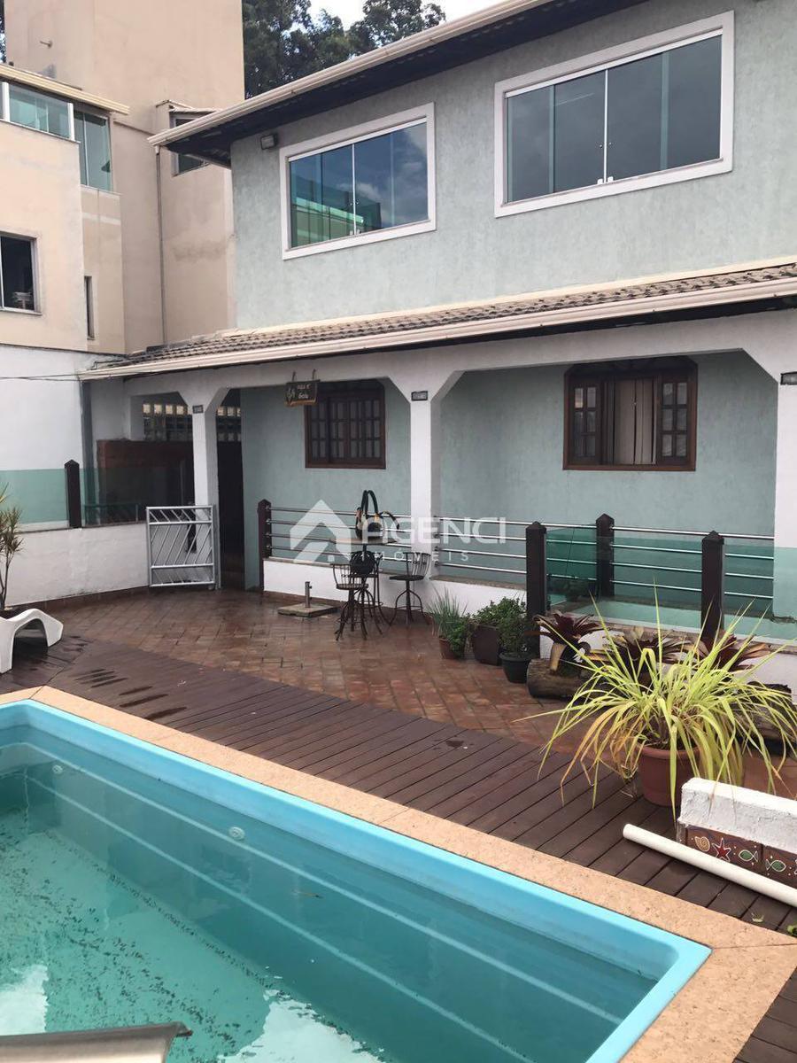 Casa, Santa Maria, 3 Quartos, 0 Vaga, 1 Suíte