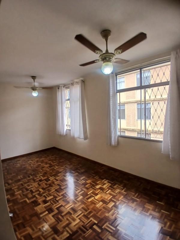 Apartamento, Carlos Prates, 2 Quartos, 1 Vaga