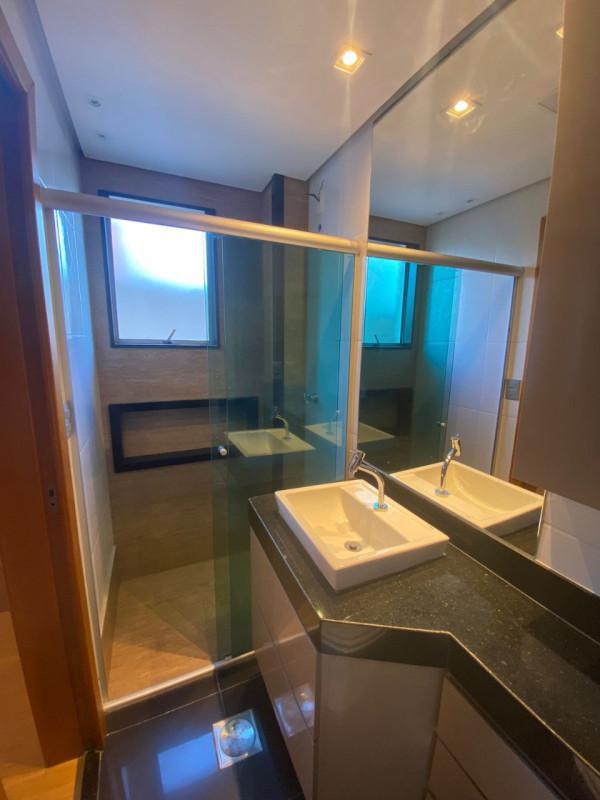 Apartamento, Sagrada Família, 3 Quartos, 2 Vagas, 1 Suíte