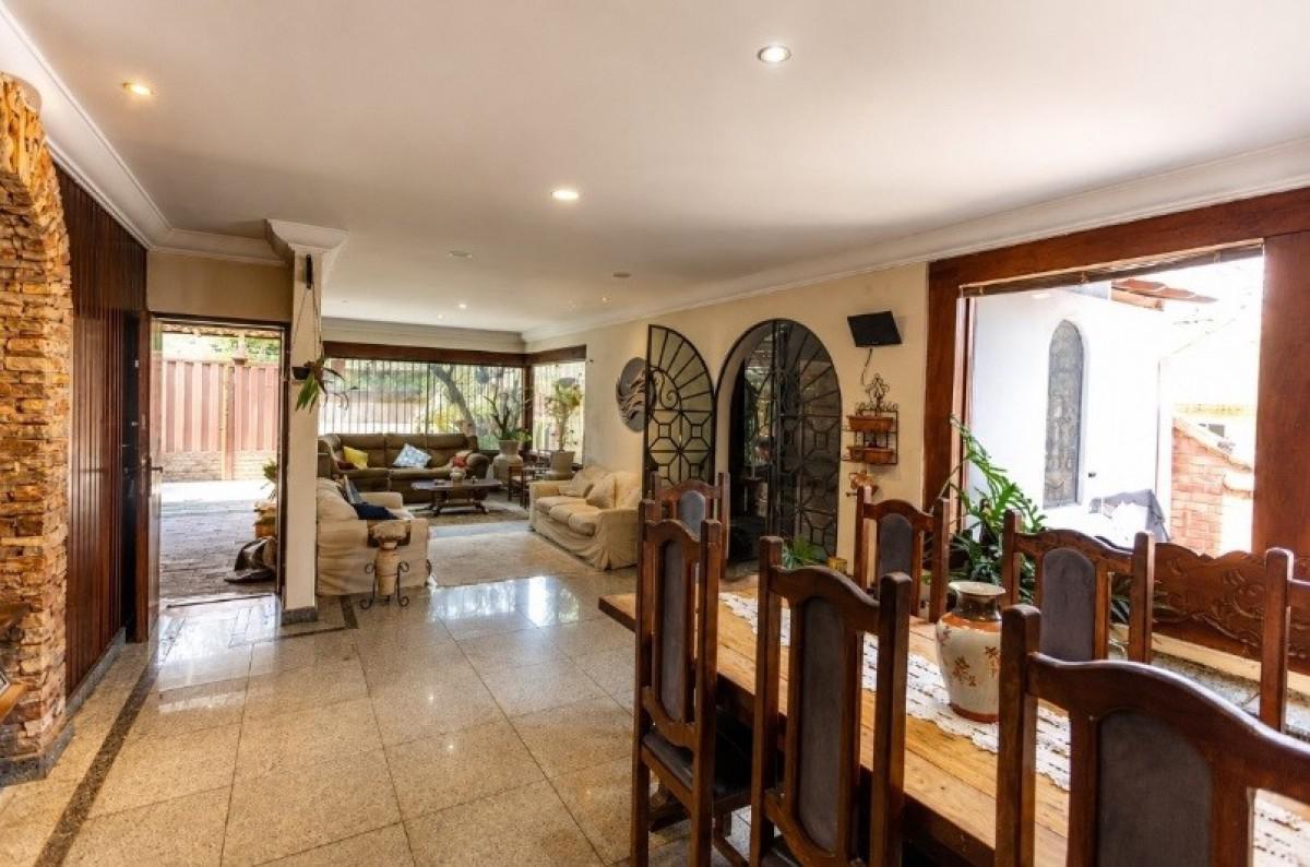 Casa, Serra, 3 Quartos, 3 Vagas, 2 Suítes
