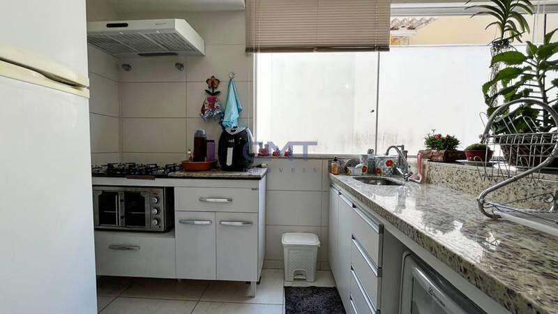 Casa, Santa Efigênia, 3 Quartos, 2 Vagas, 2 Suítes