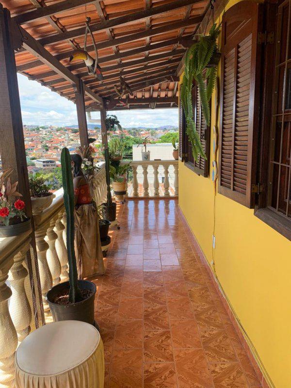 Casa, Lindéia, 5 Quartos, 6 Vagas, 1 Suíte