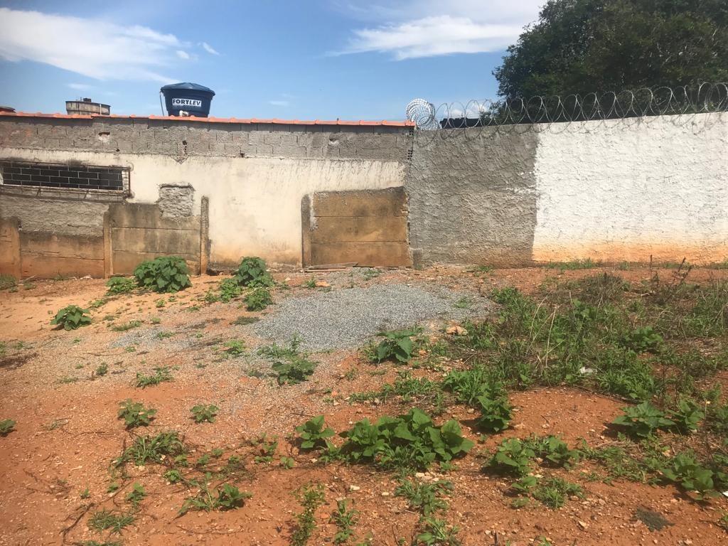 Lote, Centro, 0 Quarto, 0 Vaga