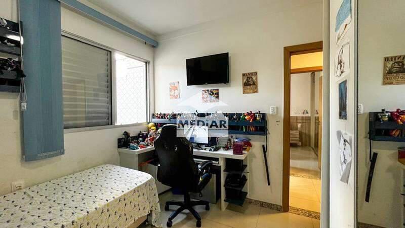 Apartamento, Castelo, 3 Quartos, 2 Vagas, 1 Suíte